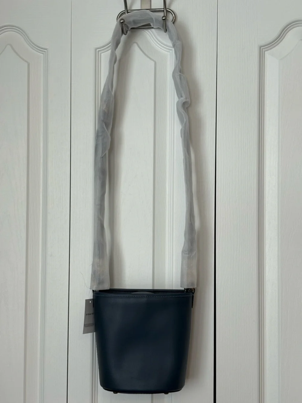 Coach CJ827 Dakota Bucket Bag 16 - Picture 3 of 9